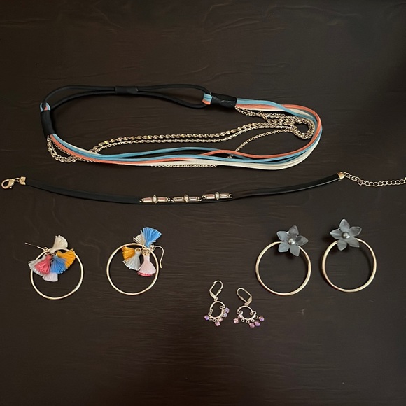 Fun Jewelry Collection all 5 pieces! - Picture 1 of 5